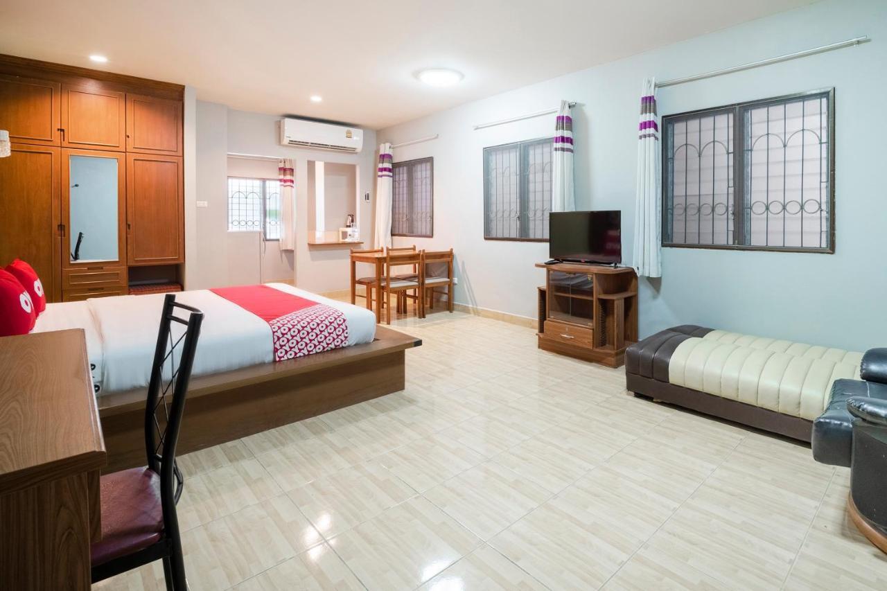 Oyo 663 Green Beach Room Pattaya Ngoại thất bức ảnh