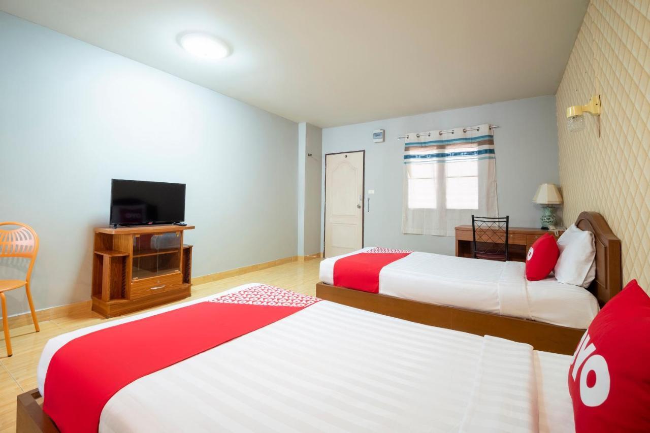Oyo 663 Green Beach Room Pattaya Ngoại thất bức ảnh