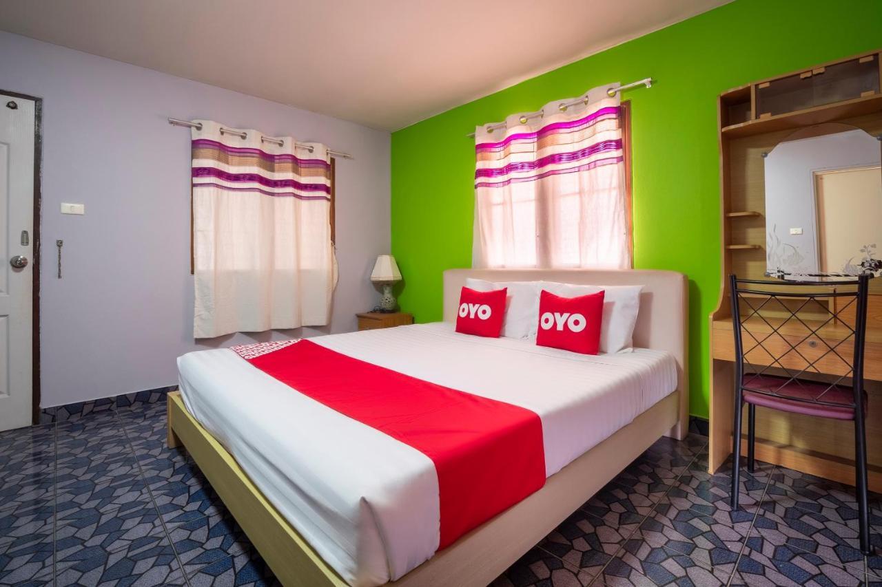 Oyo 663 Green Beach Room Pattaya Ngoại thất bức ảnh