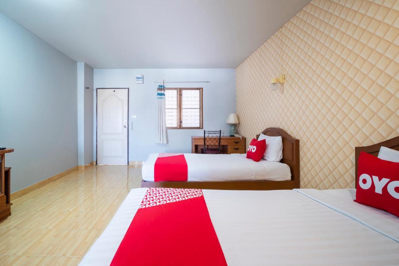 Oyo 663 Green Beach Room Pattaya Ngoại thất bức ảnh